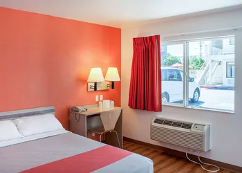 Motel 6 Ukiah, CA hotel thumbnail 6