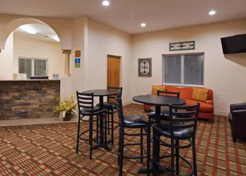 SureStay Hotel by Best Western Whittington Rend Lake hotel thumbnail 2