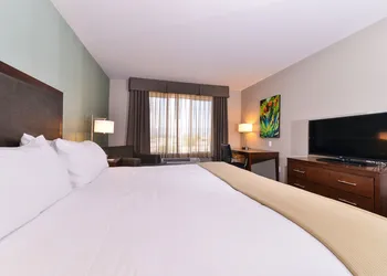 Holiday Inn Express & Suites Indio - Coachella Valley by IHG hotel thumbnail 4