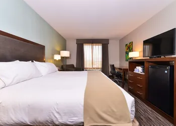 Holiday Inn Express & Suites Indio - Coachella Valley by IHG hotel thumbnail 5