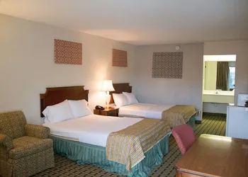 Cocomo Inn and Suites hotel thumbnail 5