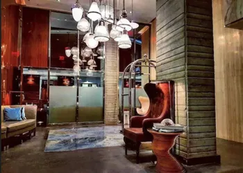 Hotel Hugo hotel thumbnail 2