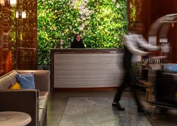 Hotel Hugo hotel thumbnail 3