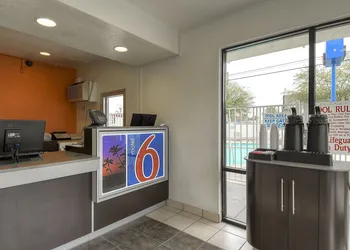 Motel 6 El Monte, CA - Los Angeles hotel thumbnail 4