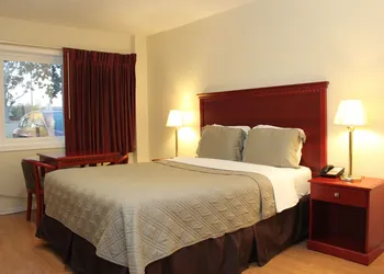 Budget Inn Lompoc hotel thumbnail 7