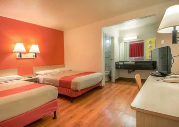 Motel 6 Chino, CA - Los Angeles Ontario hotel thumbnail 5