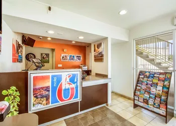 Motel 6 Youngtown, AZ - Phoenix - Sun City hotel thumbnail 2