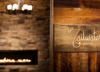 Tailwater Lodge Altmar, Tapestry Collection by Hilton hotel thumbnail 5