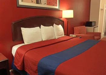 Rainbow Inn - Near Adventure City hotel thumbnail 5