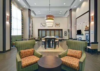 Hampton Inn & Suites Robbinsville hotel thumbnail 3