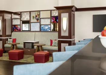 Hampton Inn & Suites York South hotel thumbnail 4