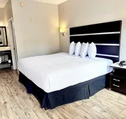 Americas Best Value Inn Arlington hotel detail image 5