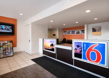Motel 6 Santa Maria, CA - North hotel thumbnail 2