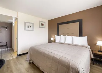Knights Inn Sierra Vista hotel thumbnail 7