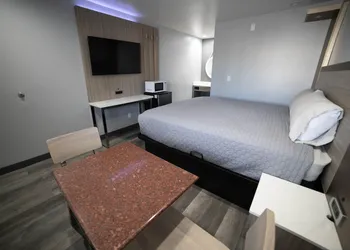 Palms Motel hotel thumbnail 7