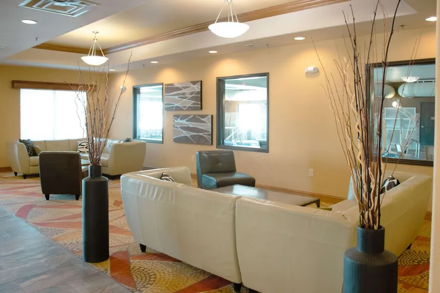 Comfort Inn & Suites Grand Forks near Alerus Center hotel detail image 2