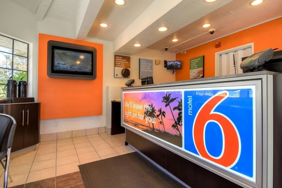 Motel 6 San Dimas, CA - Los Angeles hotel detail image 2