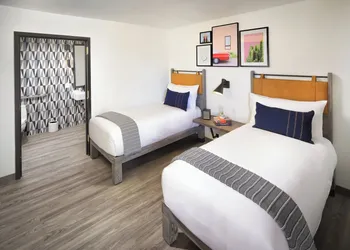 voco The Tuxon by IHG hotel thumbnail 3