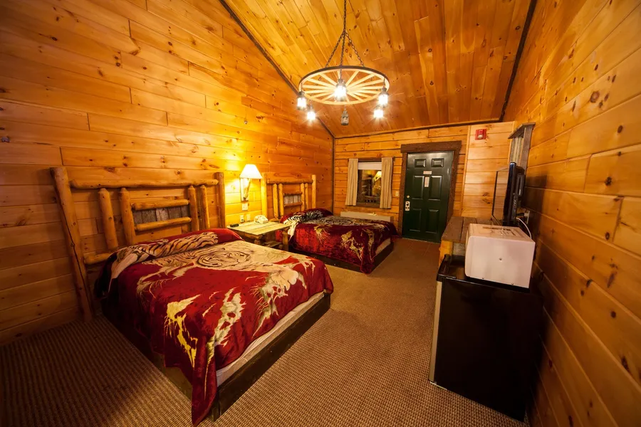 Log Cabin Lodge & Suites hotel detail image 2