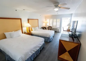 Pirate's Cove Resort & Marina hotel thumbnail 3