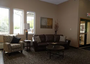 Cobblestone Inn & Suites - Denison Majestic Hills hotel thumbnail 2