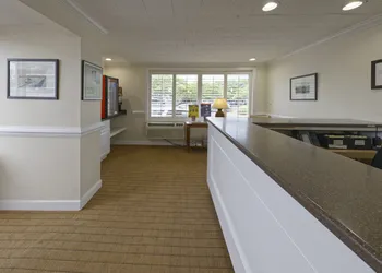 Dunes Court hotel thumbnail 3