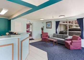 Rodeway Inn South Point hotel thumbnail 6