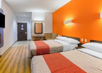 Motel 6 San Antonio, TX - West SeaWorld hotel thumbnail 4