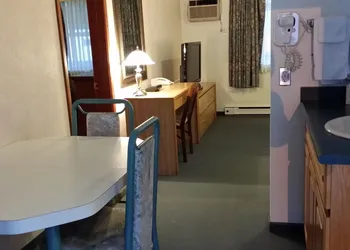 Skagit Motor Inn hotel thumbnail 7