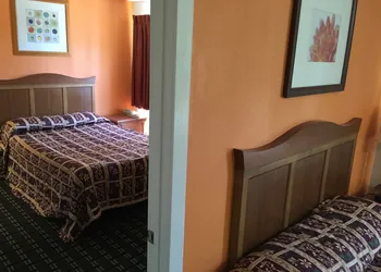 Anaheim National Inn hotel thumbnail 5