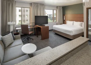 Residence Inn Portland Downtown/Pearl District hotel thumbnail 7