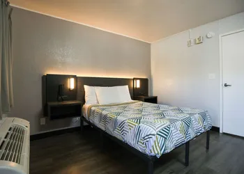 Motel 6 Sacramento, CA - Central hotel thumbnail 6