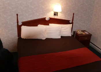 Bangor Inn & Suites hotel thumbnail 3