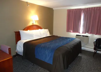 Bangor Inn & Suites hotel thumbnail 6