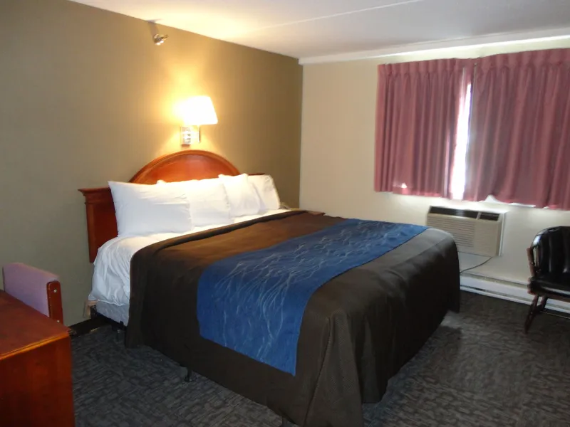 Bangor Inn & Suites hotel detail image 6