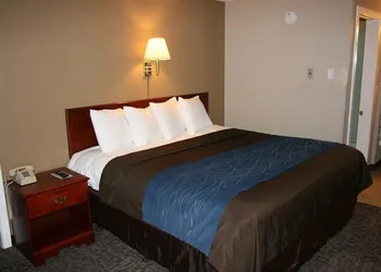 Bangor Inn & Suites hotel thumbnail 8