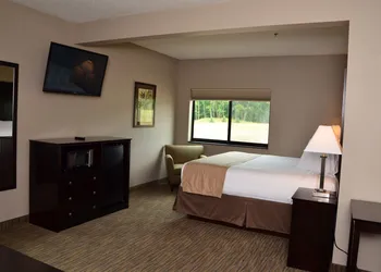 Qube Hotel hotel thumbnail 8