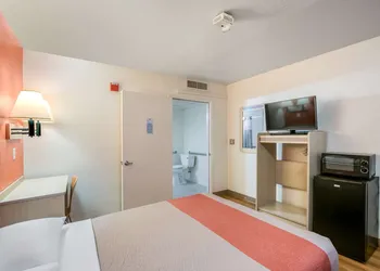 Motel 6 Williams, CA hotel thumbnail 5