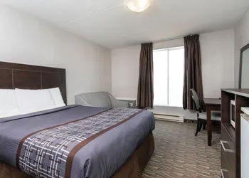 Super 5 Inn hotel thumbnail 7