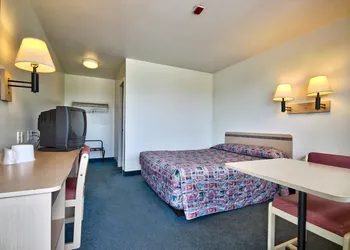 Americas Best Value Inn & Suites Helena hotel thumbnail 6