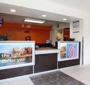 Motel 6 Middleburg Heights, OH - Cleveland hotel detail image 4