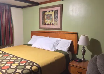 Relax Inn Bloomsburg hotel thumbnail 6