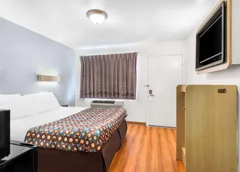Americas Best Value Inn Stillwater hotel thumbnail 7