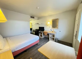 Motel 6 Casper hotel thumbnail 8
