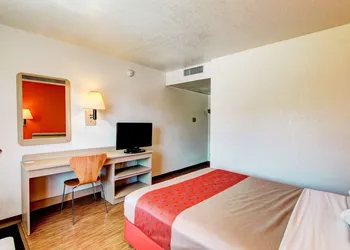 Motel 6 Denver, CO - Airport hotel thumbnail 6