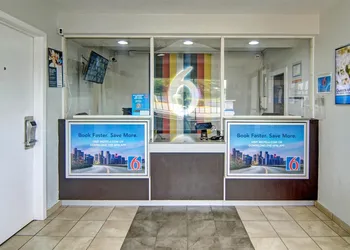 Motel 6 Longview, TX hotel thumbnail 3