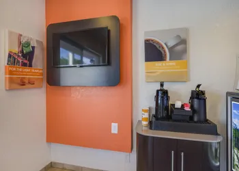 Motel 6 – Lakewood, CO hotel thumbnail 2
