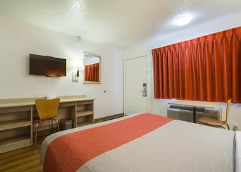 Motel 6 – Lakewood, CO hotel thumbnail 6