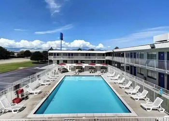 Econo Lodge Midvale hotel thumbnail 6