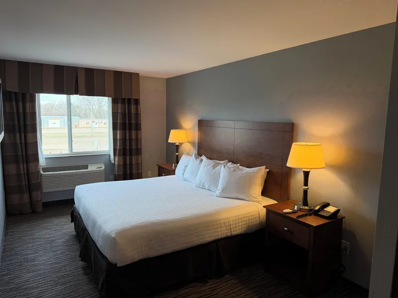 American Inn & Suites hotel detail image 6